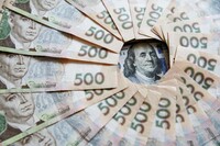 Курс гривні-2021: прогнози Кабміну та аналітиків