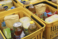 Війна в Україні: до постраждалих районів направлять 10 млн продуктових наборів