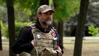 На вулицях окупованих міст місяцями лежать тіла загиблих – Гайдай