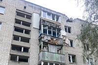Стало відомо, скільки людей досі перебувають у Вовчанську під масованими обстрілами