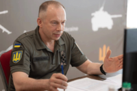 Війська рф загрузли у Вовчанську – Сирський