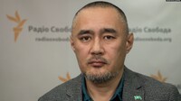 Помер казахський опозиційний журналіст Садиков, у якого стріляли в Києві