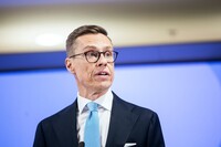 Президент Фінляндії вважає, що час для переговорів України та рф настав
