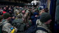 Україна після посилення мобілізації призиває до 30 тисяч людей на місяць – NYT