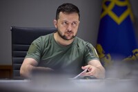 Зеленський заявив про «витискання війни» на російську територію
