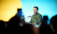 Гранти на бізнес та допомога абітурієнтам: Зеленський анонсував нові програми з підтримки молоді