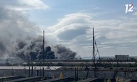 У російському Омську горить танковий завод