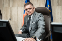 Прем'єр Словаччини Фіцо отримав конверт з кулею