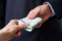 В «Енергоатомі» відреагували на затримання топменеджера на хабарі