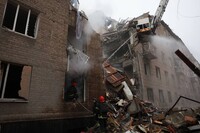 У Кривому Розі з-під завалів житлового будинку дістали тіла трьох дітей (оновлено)