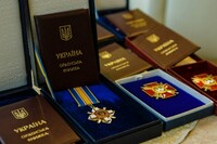 Зеленський позбавив нагород 34 зрадників України – список