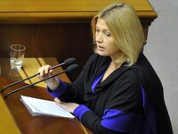 Геращенко: в руках бойовиків та на території РФ – не менше 300 полонених українців