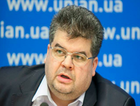 З’ясування стосунків між ГПУ і СБУ для чиновників важливіше інтересів України – експерт