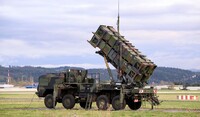 Німеччина передала Україні пакет допомоги з танками Leopard і установками Patriot