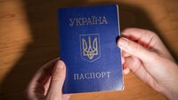 Тисячі українців у Польщі отримають «застряглі» паспорти – Верещук