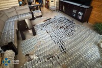 За час війни розбагатів більш ніж на мільйон доларів: СБУ затримала головного психіатра ЗСУ
