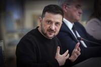 Вибори, ситуація на фронті, санкції: топ обіцянок Зеленського за місяць