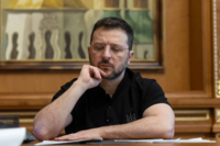 Зеленський підписав закони про продовження воєнного стану і мобілізації