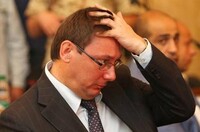 Луценко пішов, образившись на закон про кредити