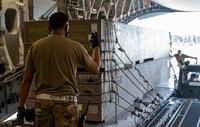 США скасували паузу в обміні розвідданими та відновили військову допомогу Україні