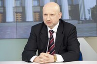 Турчинов пообіцяв завершити будівництво оборонних рубежів на Донбасі до 15 липня