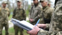 Скільком особам заблокували рахунки через порушення мобілізації: дані Мін'юсту