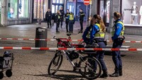 Напад з ножем в Амстердамі: затримано громадянина України, у МЗС відреагували