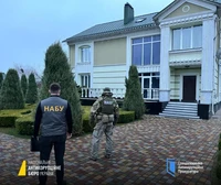 НАБУ і САП вручили підозри у справі про яйця для Збройних сил