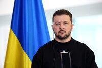 Ракетна атака рф: Зеленський скоротив візит до ПАР і доручив Умєрову терміново зв'язатися з союзниками