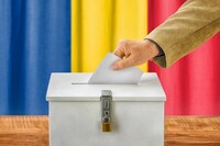 У Румунії проходять повторні президентські вибори