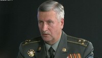 Порошенко хоче повернути українські традиції в ЗСУ, але вводить звання польської армії – експерт