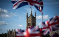 Британія оголосила про масштабні санкції проти рф, зокрема проти валютної біржі