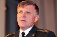 Аваков обманює, коли запевняє в реальності переведення на контрактну армію – експерт