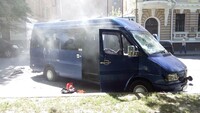 Обіцяні Добкіним мирні акції протесту в Харкові почалися зі стрілянини