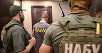 Ексдетектива БЕБ і слідчого поліції викрили на хабарі у 150 тисяч доларів: деталі справи (оновлено)