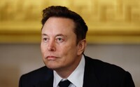 Маск заявив, що шкодує про свої дописи про Трампа