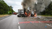 На Вінниччині сталася масштабна ДТП за участю вантажівок і мікроавтобуса, є загиблі