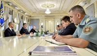 Фейкові вибори на Донбасі можуть зруйнувати Мінські домовленості – Порошенко