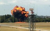 У британському аеропорту розбився пасажирський літак