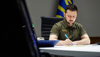 Зеленський запропонував Раді продовжити воєнний стан і мобілізацію