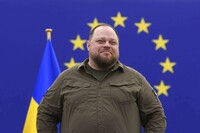 У парламенті обговорюють можливість виїзду за кордон чоловіків до 24 років – Стефанчук