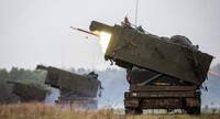 Європейські країни позичать мільярди у ЄС для озброєння України – Politico