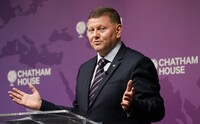 Шукав альтернативу Зеленському: Венс у березні телефонував Залужному, але той відмовив у розмові – ЗМІ