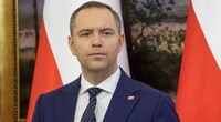 Віцепрем'єр Польщі заявив, що країна не зможе платити за Starlink для України через вето Навроцького