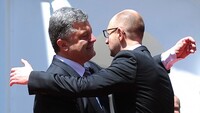 Кандидати «Народного фронту» підуть на місцеві вибори під знаменами «БПП» – нардеп