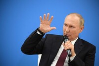Путін зробив низку нових заяв про зустріч із Зеленським та війну в Україні