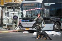 У Єрусалимі терористи розстріляли пасажирів автобуса: є жертви та багато поранених