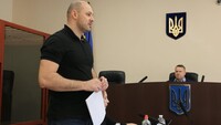 Суд продовжив арешт детективу НАБУ Магамедрасулову, якого підозрюють у держзраді