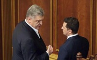 Майже половина українців не бачать в політиці після війни ні Зеленського, ні Порошенка – опитування