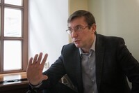 Луценко: «мертвий» закон про особливий статус Донбасу – ціна санкцій проти РФ